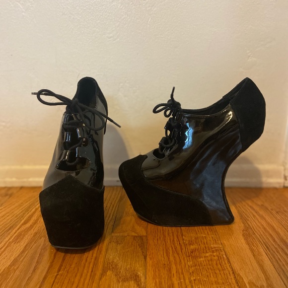 Jeffrey Campbell heels - Picture 1 of 3